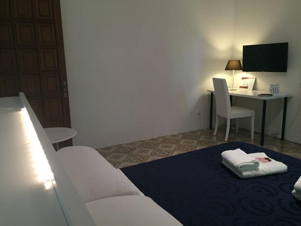 Bed & Breakfast Villa Angela Taranto Esterno foto