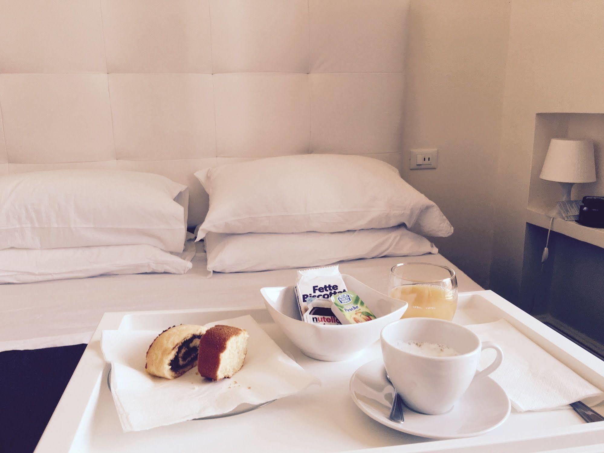 Bed & Breakfast Villa Angela Taranto Esterno foto